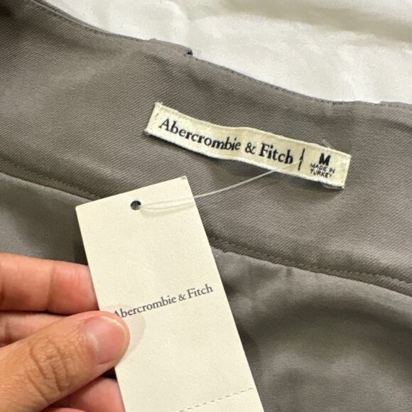 Abercrombie & Fitch Womens Medium Gray Pleated Mini Skirt Skort Academia Preppy - Picture 5 of 8